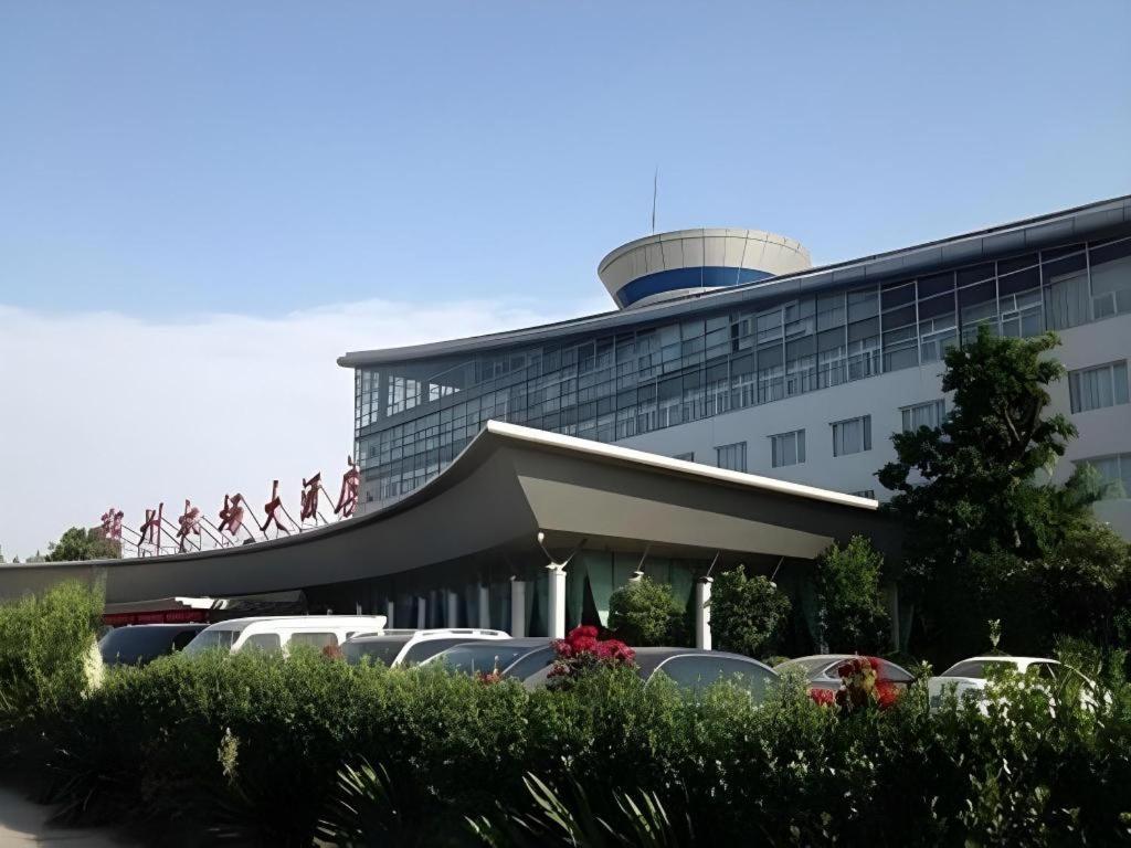 Zhengzhou Airport Hotel Екстер'єр фото