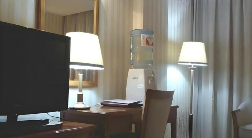 Zhengzhou Airport Hotel Екстер'єр фото