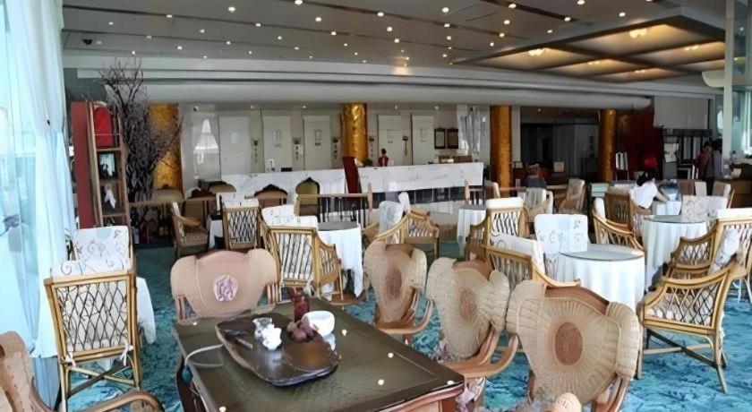 Zhengzhou Airport Hotel Екстер'єр фото