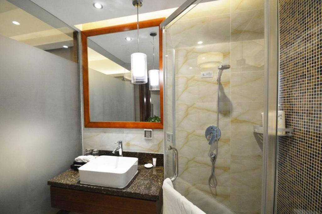 Zhengzhou Airport Hotel Екстер'єр фото